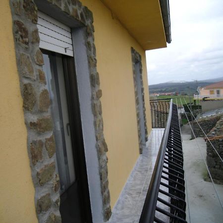 Casa Rural El Carrascal Valdefuentes de Sangusín Eksteriør bilde